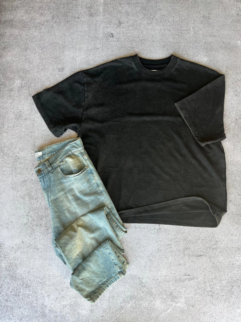 REMERA STONE